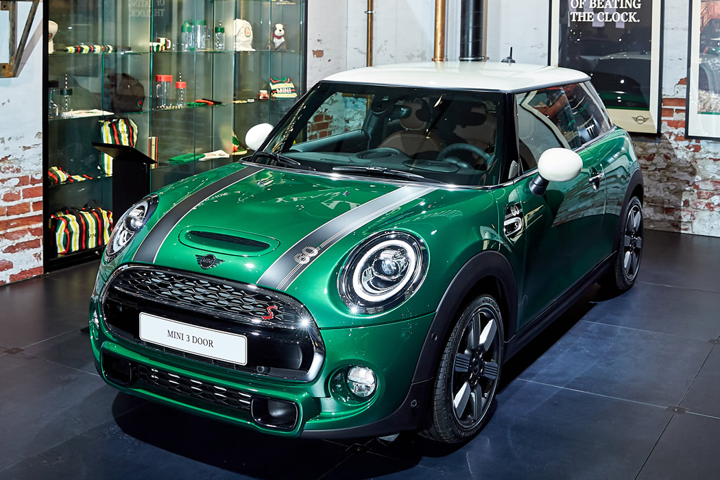 ミニクーパー 5ドア（F55） カラー まとめ MINI COOPER Sketch