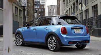 MINI 3ドア/5ドア｜エレクトリックブルーの写真集 | MINI COOPER Sketch
