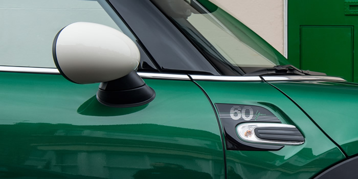 ミニ生誕60周年記念の特別仕様車「MINI 60 Years Edition」登場! | MINI COOPER Sketch