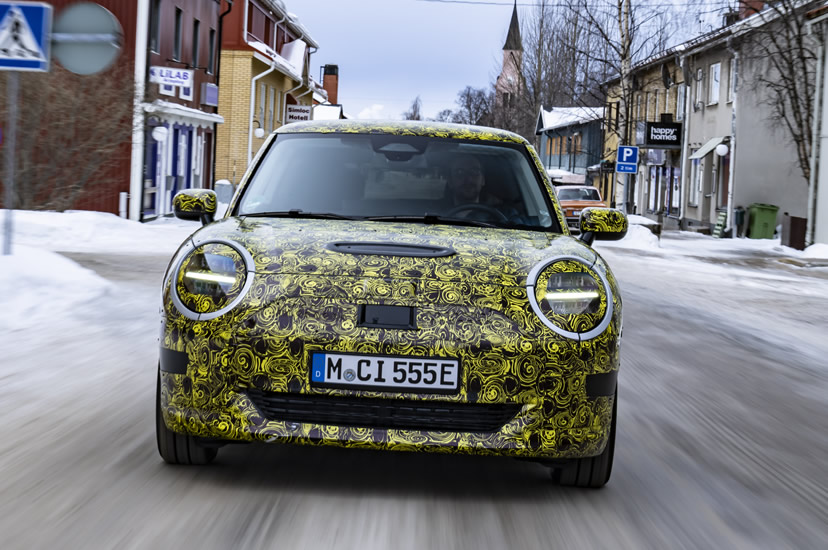 2023年登場！次世代MINI3ドア「EV」の開発車両を公開 | MINI COOPER Sketch