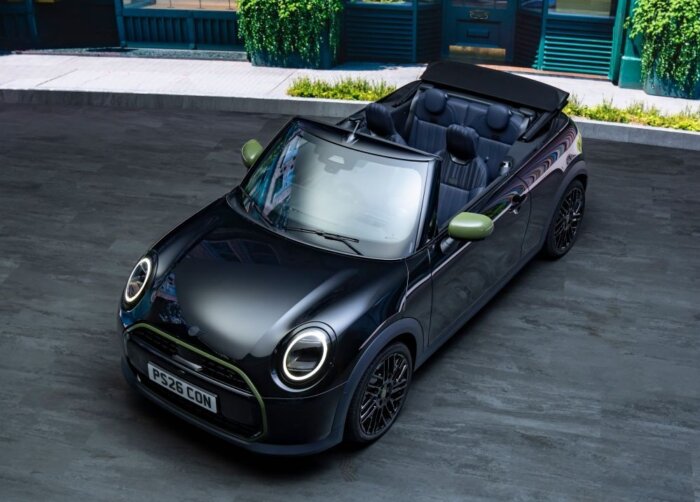 ミニクーパー コンバーチブル F67 ポールスミスエディション