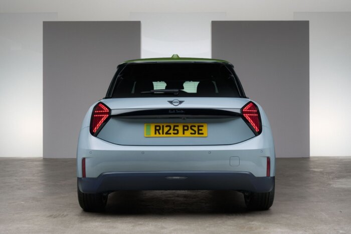 ミニクーパー F66 ポールスミスエディション ステイトメント・グレー