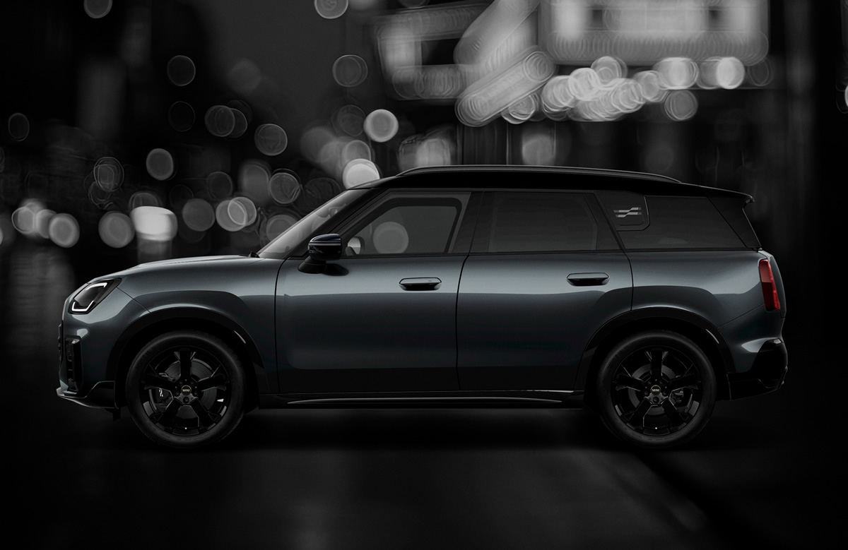 ミニカントリーマンD U25 特別仕様車 シャドーエディション 2026年1月29日発売 ディーゼルモデル サイドビュー