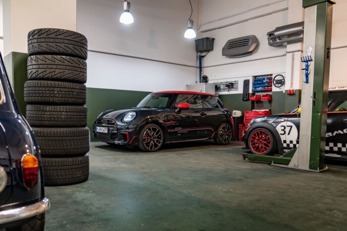 ミニクーパー f66 3ドア ジョンクーパーワークス GPインスパイアードエディション 2026年 限定車