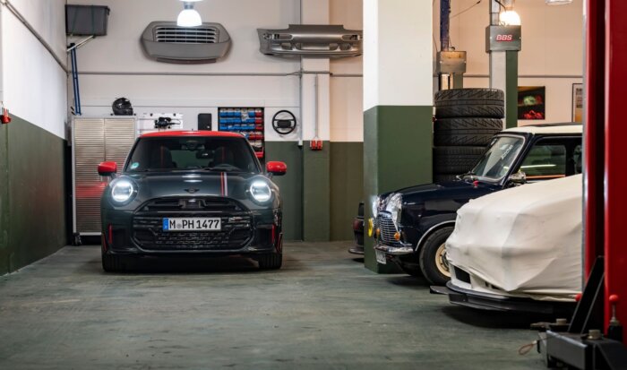 ミニクーパー f66 3ドア ジョンクーパーワークス GPインスパイアードエディション 2026年 限定車