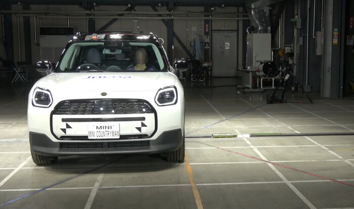 ナスバ 自動車安全性能 2025 の評価結果 ミニ カントリーマン
