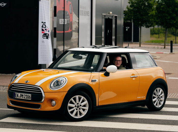 ミニクーパーD F56 前期型 ボルカニックオレンジ ホワイトルーフ サンルーフ
