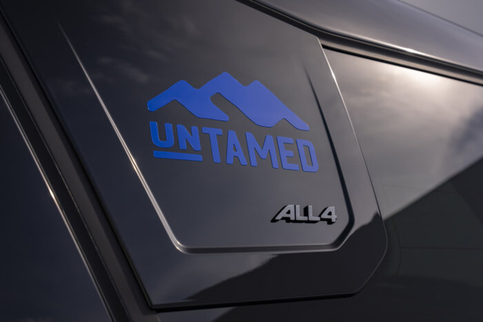 ミニカントリーマンS ALL4 U25 特別仕様車 アンテイムドエディション フローズンノマドブルー 2026年